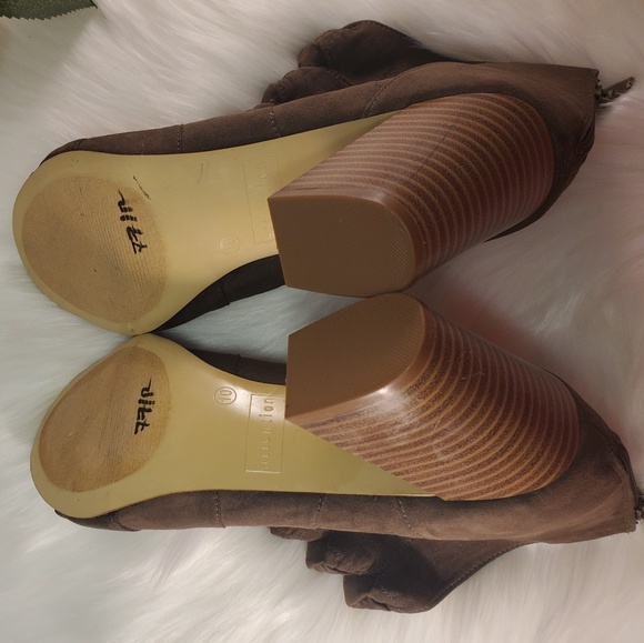 ATTENTION BROWN VEGAN LENA BOOTIES SIZE 10 NWOT - Picture 8 of 8